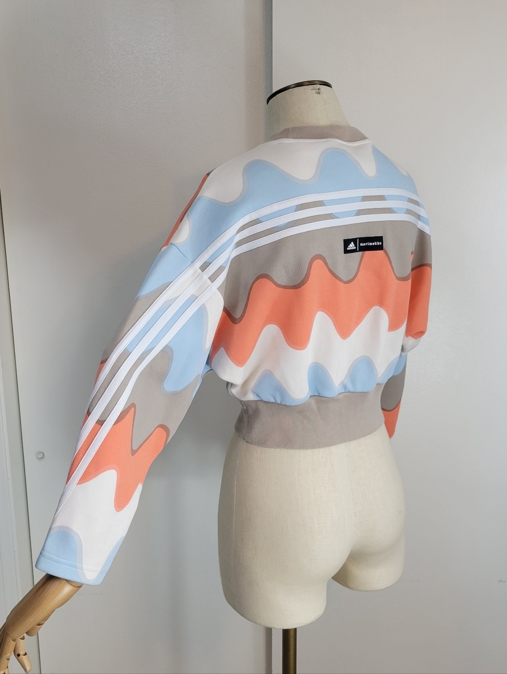 Marimekko x Adidas Cropped Wavy Stripe Sweatshirt - Coral, Sky Blue & Gray - Picture 9 of 11